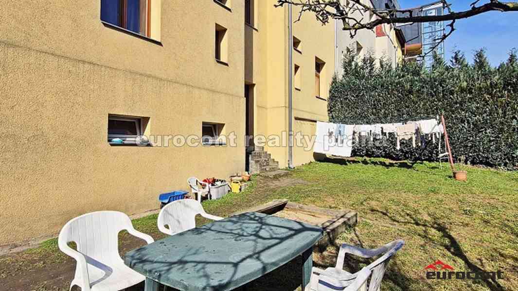 Pronájem bytu 2+kk v klidné lokalitě nedaleko centra, Praha  - foto 2