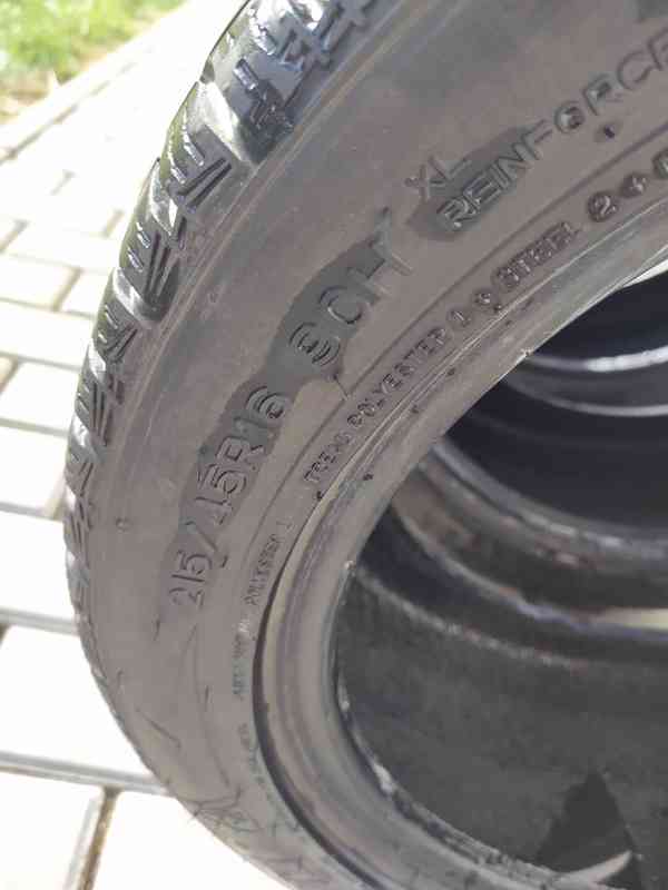 Zimní gumy 215/45/R16 - prodej - foto 2