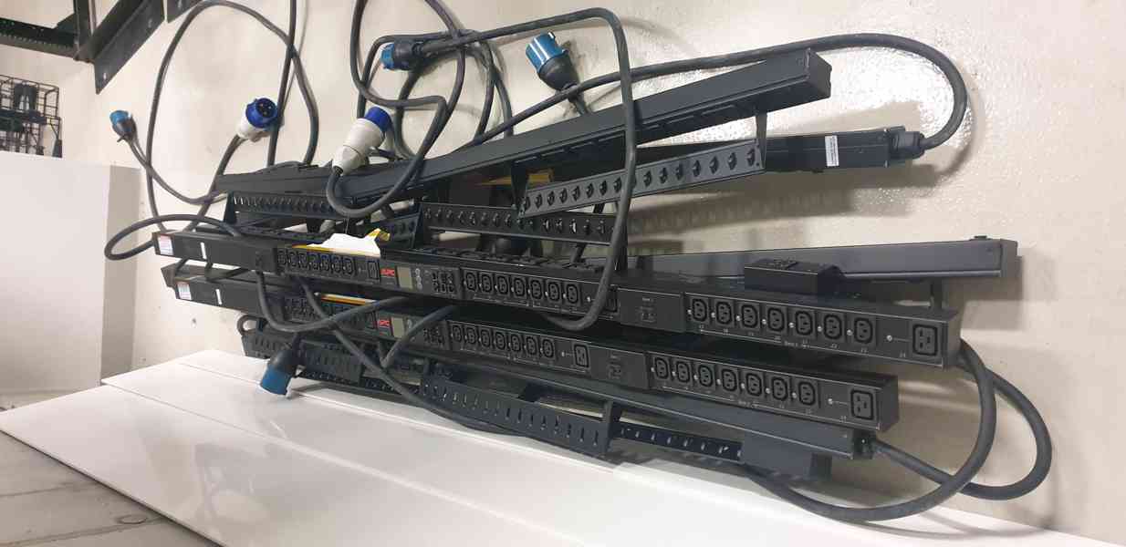 Rack - rozvaděče datové 19" 42U  - foto 4