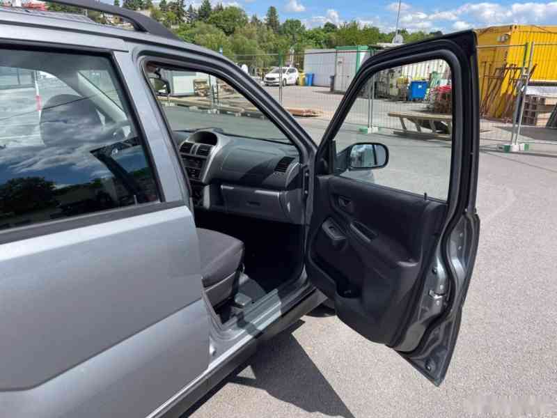 Suzuki Ignis, 1,3 4X4 69kW, SERVISKA - foto 16
