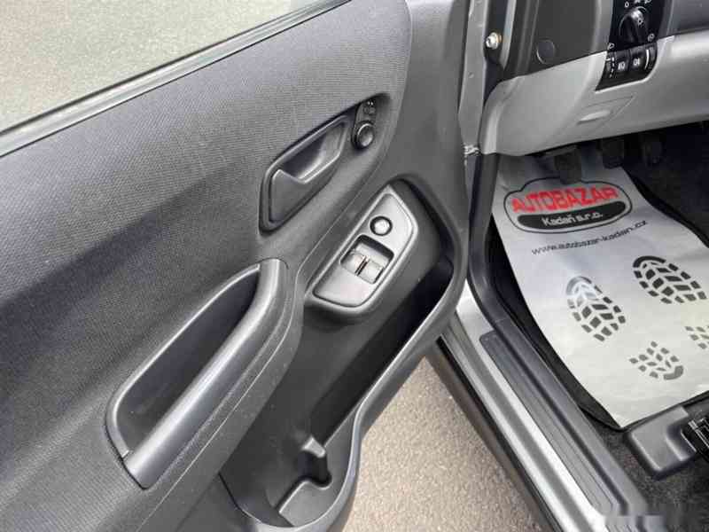 Suzuki Ignis, 1,3 4X4 69kW, SERVISKA - foto 11