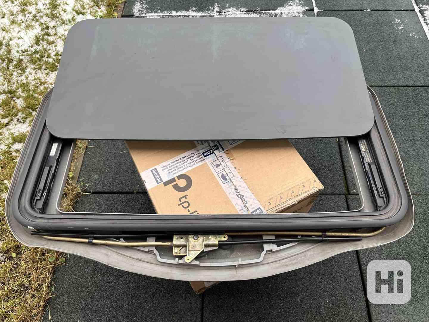 ŠÍBR WEBASTO - výsuvné střešní okno - foto 1