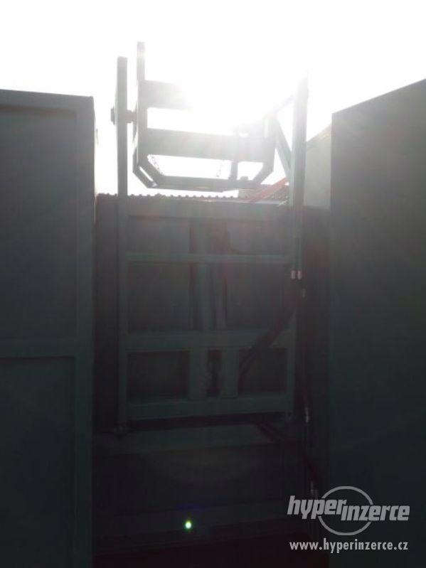Kontejner na bioodpad s bočním vyklápěčem - foto 7