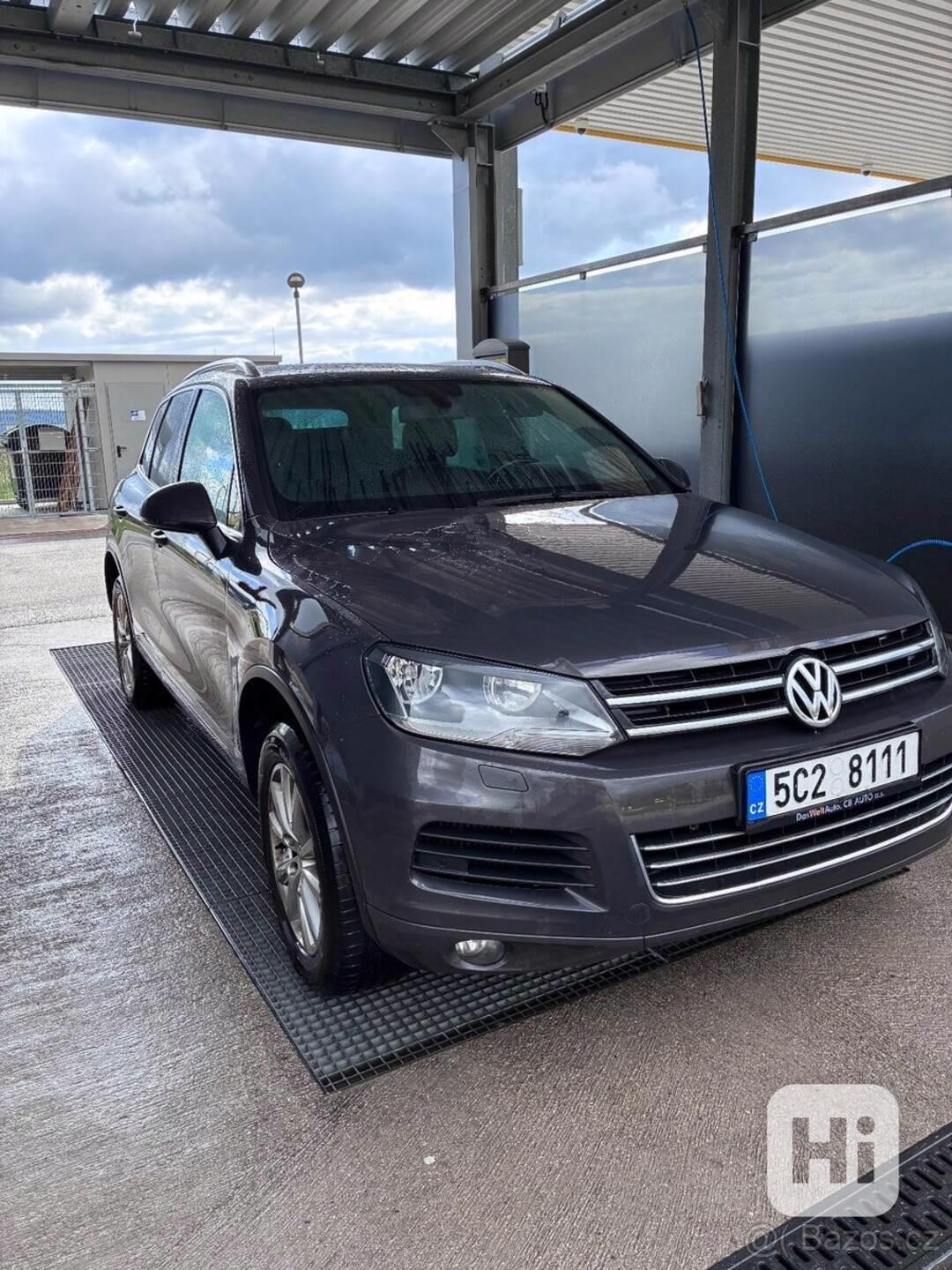 Volkswagen Touareg 3,0   2012, TDI V6 Bluemotion - foto 1