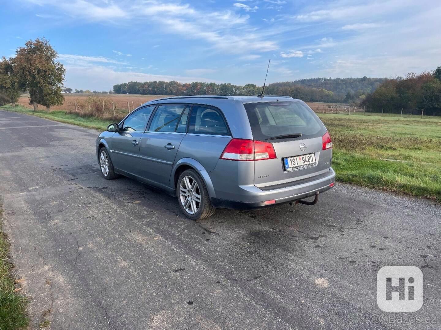 Opel Vectra C kombi - foto 1