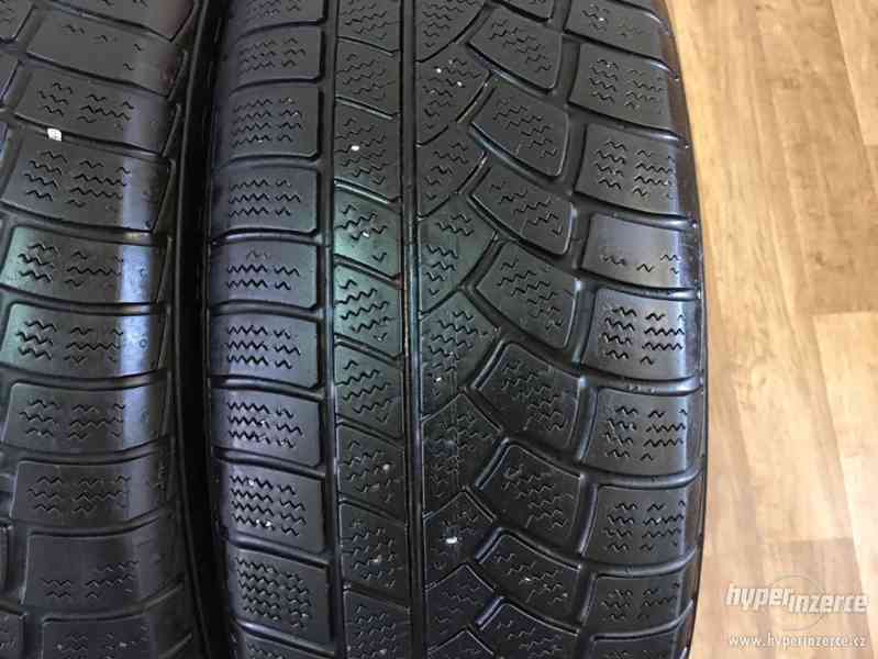 235 60 18 R18 zimní pneumatiky Continental 4x4 - foto 3