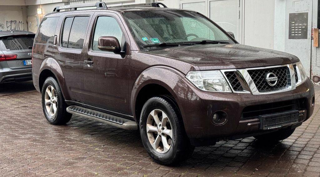 Nissan Pathfinder  2.5 dci 4x4 140kw - foto 7