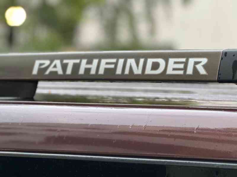 Nissan Pathfinder  2.5 dci 4x4 140kw - foto 3