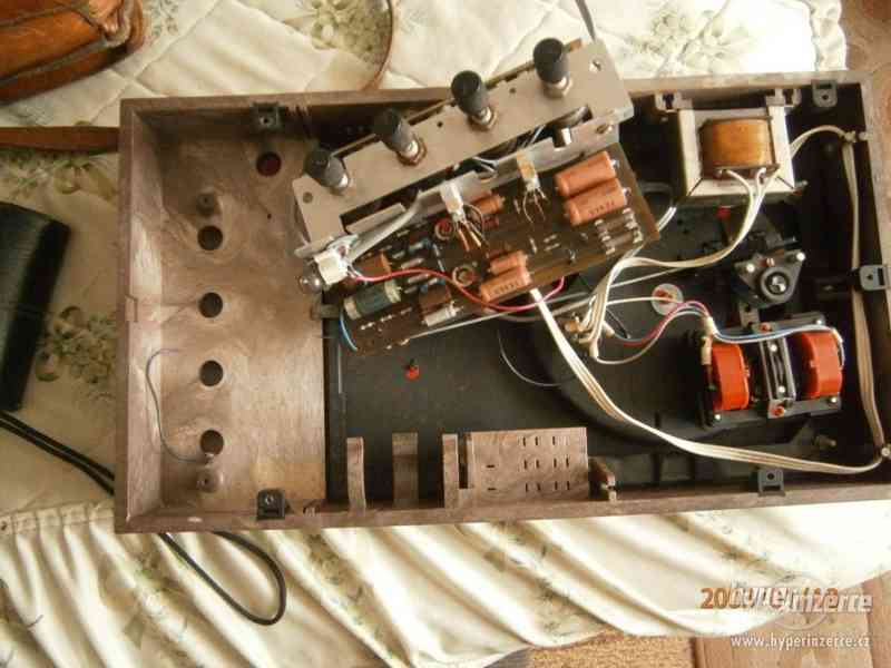Manuál  stereogramofonu Tesla  HC71 - foto 2