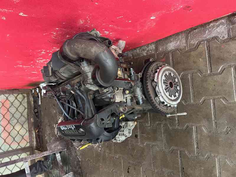 Motor 1,2i Renault 43KW D7F Clio Kangoo Kompletní - foto 3