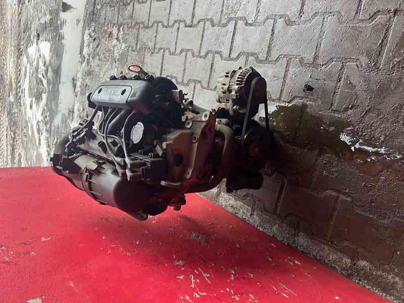 Motor 1,2i Renault 43KW D7F Clio Kangoo Kompletní - foto 2