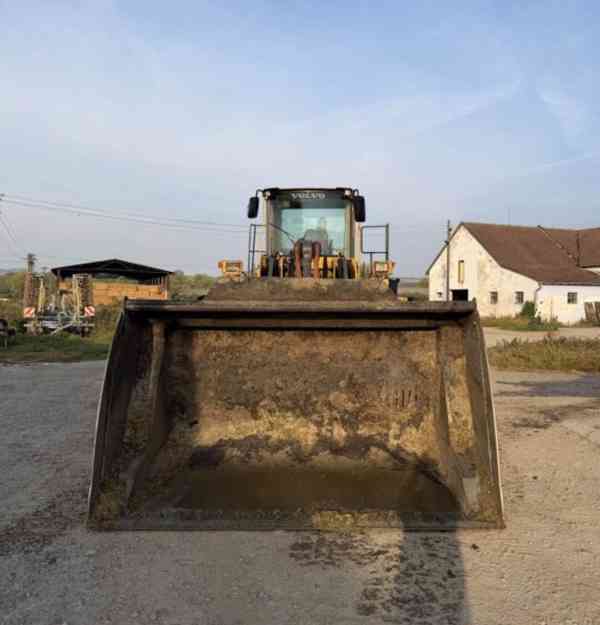 26.1t kolový nakladač Volvo L150E, velkoobjem 7m3 - foto 5