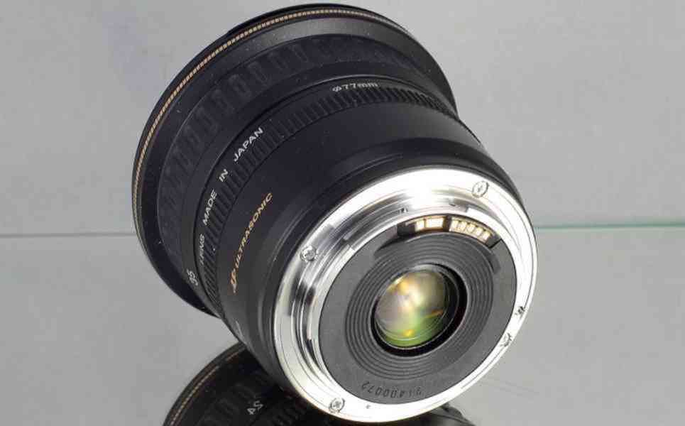 Canon EF 20-35mm f/3.5-4.5 USM **FF širokoúhlý  - foto 4
