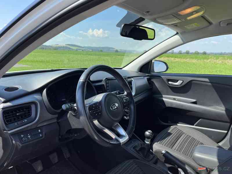 Kia Stonic-1.25-1.majitel-NAVI,KAMERA,KLIMA,ALU - foto 9