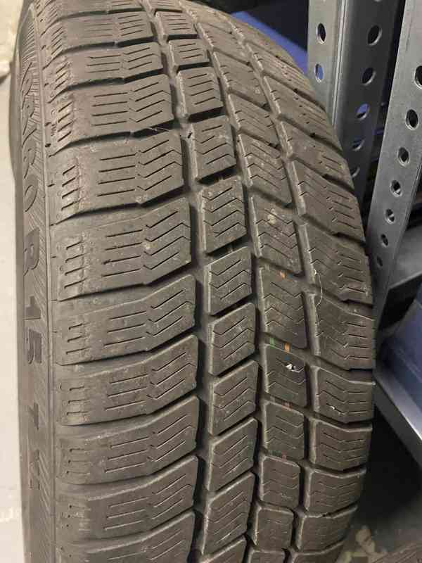 Plechové disky 15" včetně zimních pneu - foto 7