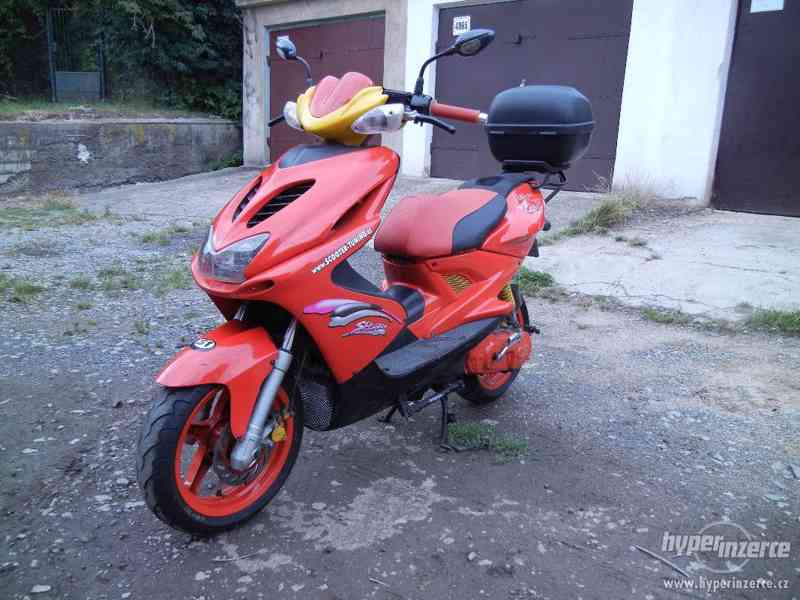 Yamaha Aerox R - foto 1