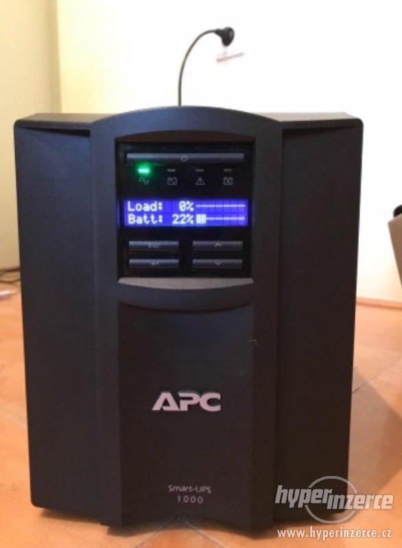APC Smart-UPS 1000VA LCD - foto 1