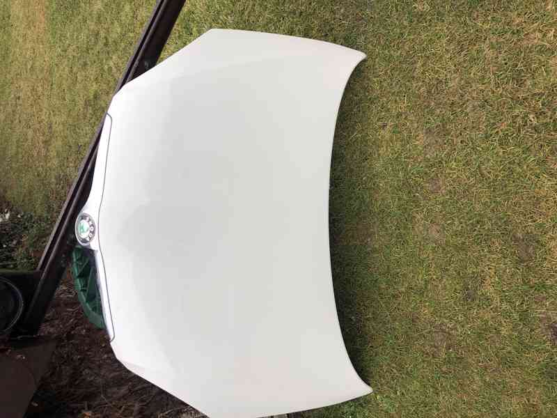 5j kapota skoda fabia 2 II roomster houfna 06 bila - foto 2