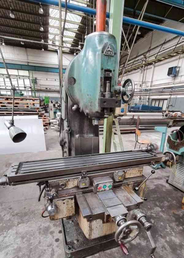 Frézka svislá do GO FA 3 V - ISO 40 (15028.)   - foto 2