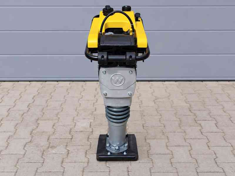 Vibrační pěch Wacker neuson BS 50-2 Plus - foto 4