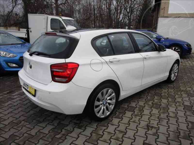 BMW 116 d 2,0 NAVIGACE - foto 14