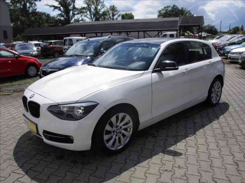 BMW 116 d 2,0 NAVIGACE - foto 2