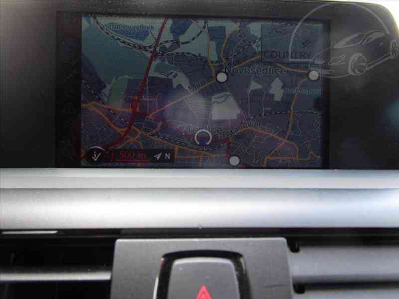 BMW 116 d 2,0 NAVIGACE - foto 7