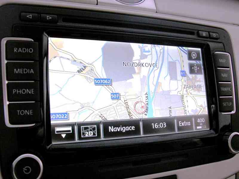 Navigace Volkswagen Golf, Passat, Touareg, Touran Caddy - foto 4