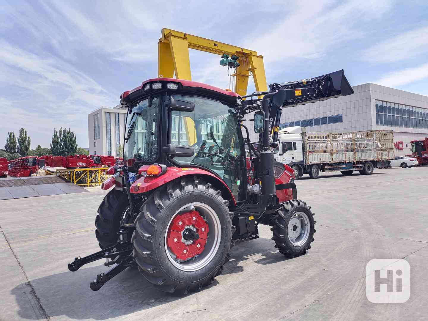 Traktor HANWO HWE 604 C, STAGE V, pohodlná kabina. - foto 1