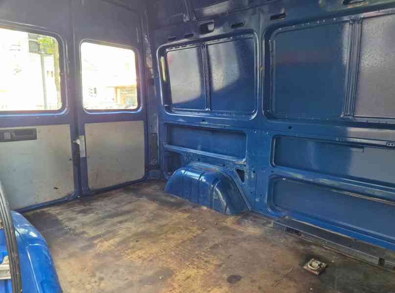 Mercedes-Benz Sprinter 211 2,2CDI 80kw - foto 7