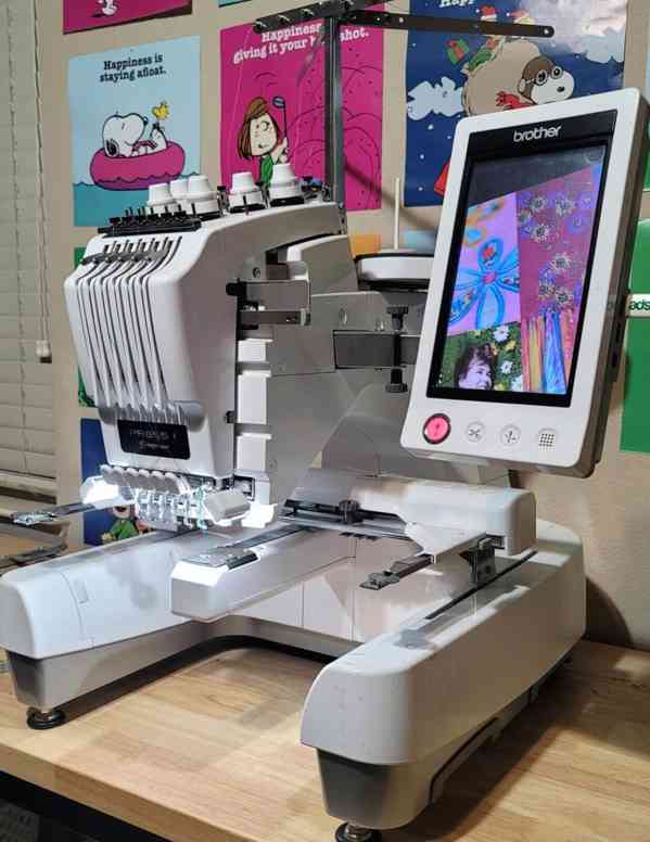 Vyšívací stroj BROTHER Entrepreneur PR655 - foto 1