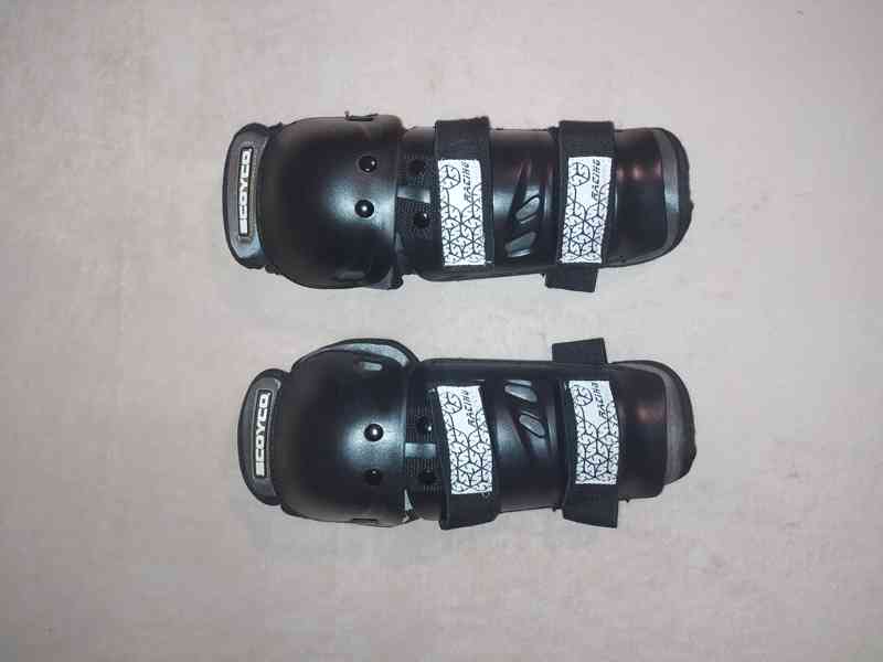 CHRÁNIČE NA LOKTY/ LOKETNÍ CHRÁNIČE 