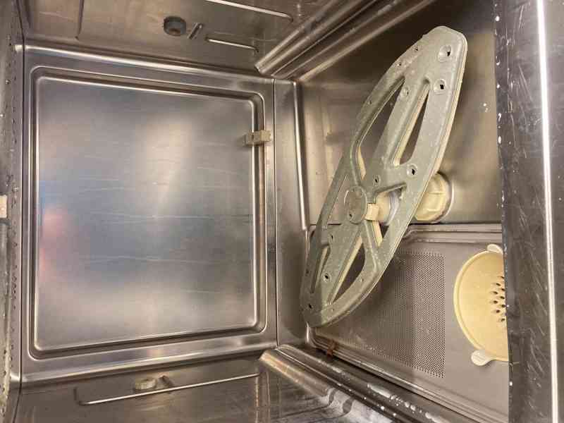 Myčka na nádobí a podnosy - foto 13