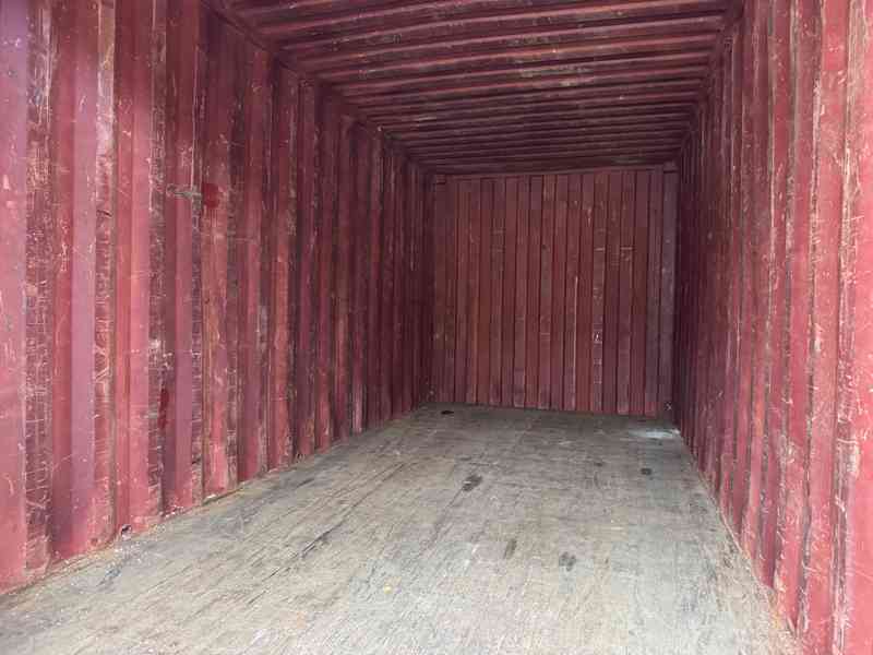 Prodáme starší lodní kontejnery Praha 4 - foto 2