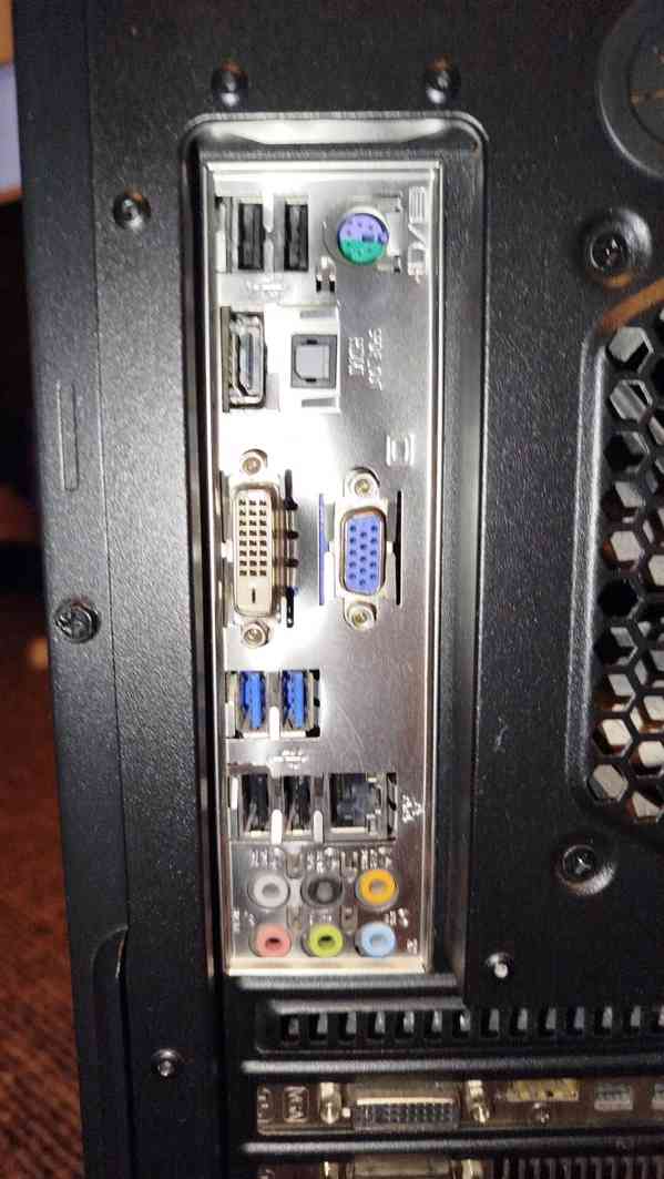 PC sestava - foto 11
