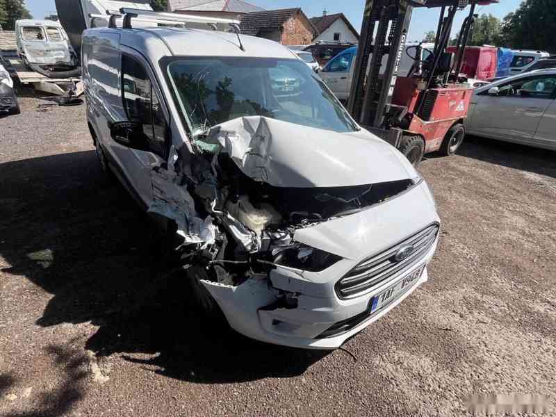 Ford Transit Connect Max 1.5D74kw rok 8.2019 km77.000 - foto 2