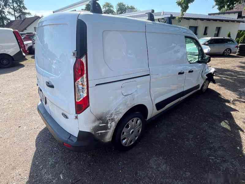 Ford Transit Connect Max 1.5D74kw rok 8.2019 km77.000 - foto 3