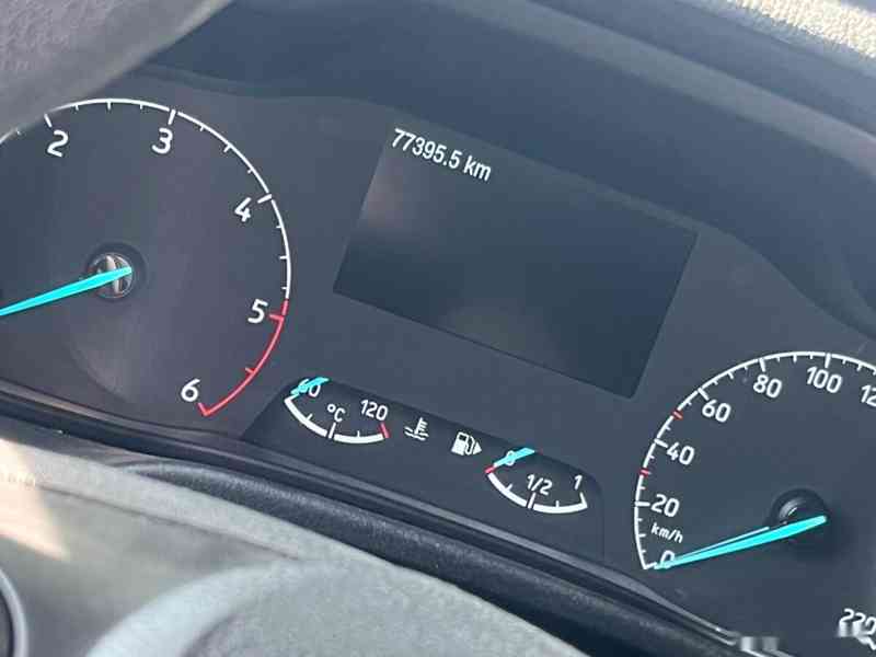 Ford Transit Connect Max 1.5D74kw rok 8.2019 km77.000 - foto 6