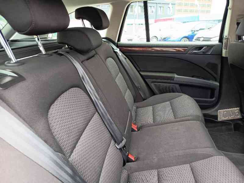 ŠKODA Superb Combi 2,0TDI 4x4 Elegance ČR  - foto 12
