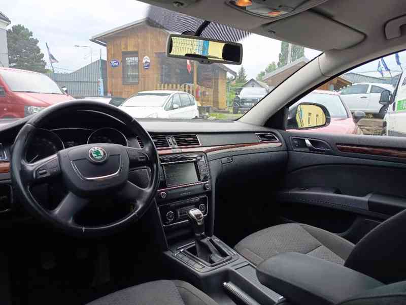 ŠKODA Superb Combi 2,0TDI 4x4 Elegance ČR  - foto 24