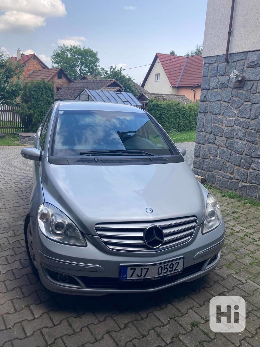 Mercedes Benz B 180 CDi - foto 1