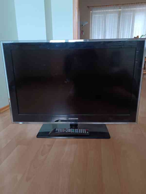 TV Samsung LE32D550 – 80 cm - foto 1