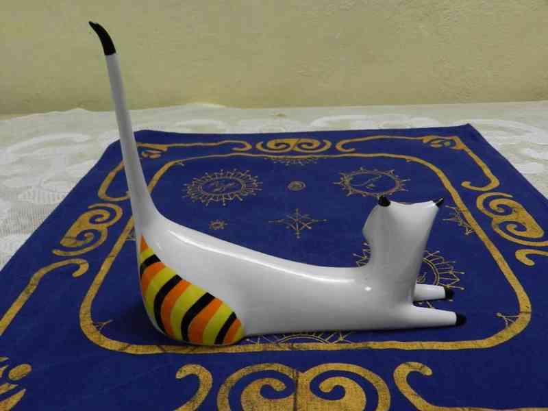 Zajímavá porcelánová soška Kočka Brusel J. Ježek Royal Dux - foto 5