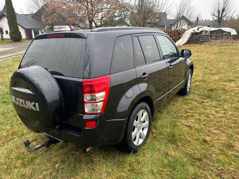 Suzuki Grand Vitara 2.4i Comfort+ benzín 124kw - foto 7