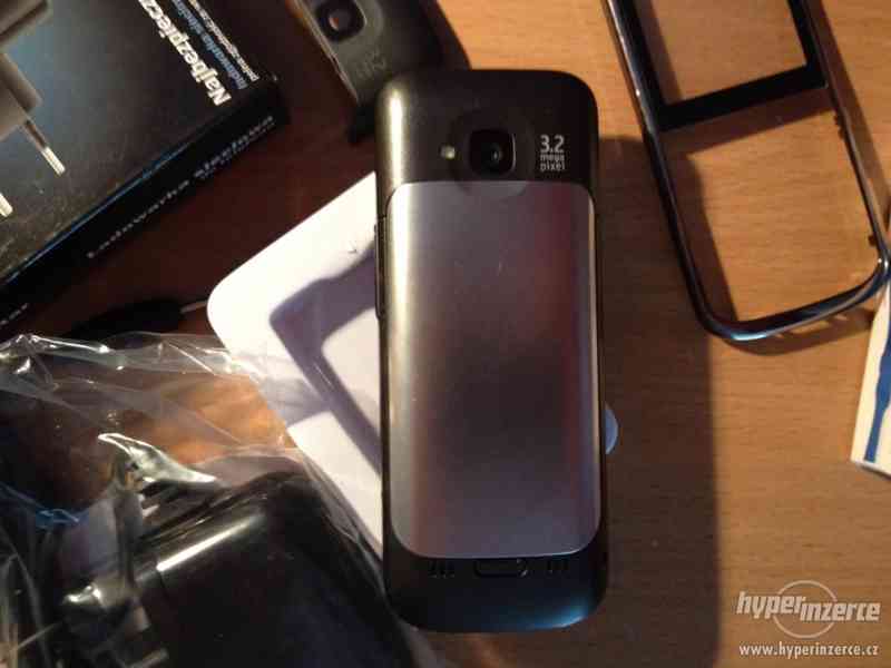 Prodám Nokia C5 + nová baterie, kryt a nabíječka - foto 4