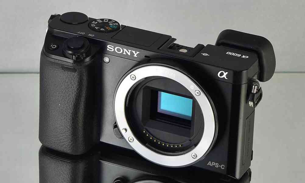 Sony A6000 24 Mpx APS-C *Full HDV*Wi-Fi 31000 Exp. - foto 4