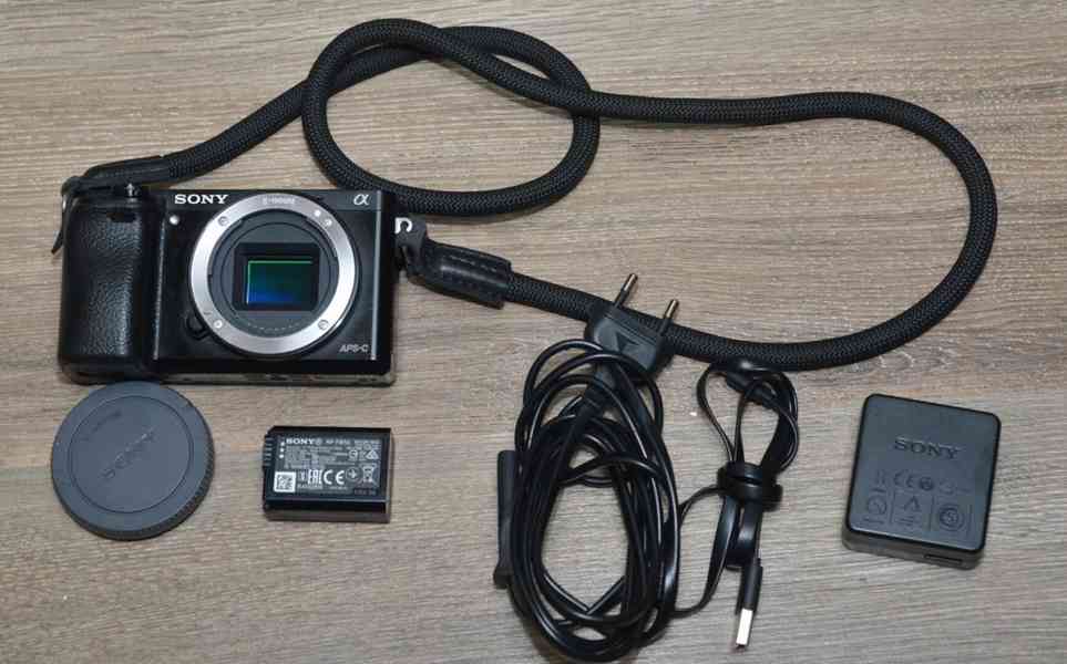 Sony A6000 24 Mpx APS-C *Full HDV*Wi-Fi 31000 Exp. - foto 3