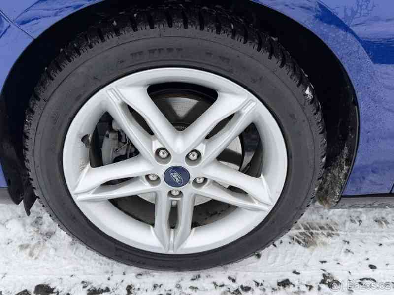 Ford Focus 1,5   110KW Combi, Titanium, ČR - foto 8