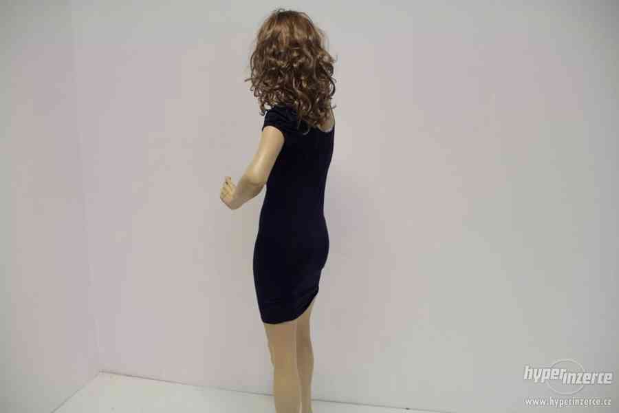 Dámské šaty Orsay - foto 3
