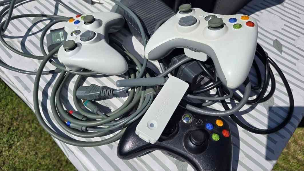 Xbox 360 - foto 2